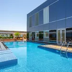 Sleek Studio At Sky Gardens Difc By Deluxe Holiday Homes